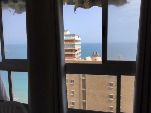 Apartamento En Albufereta Con Vistas Al Mar Daire Alicante Dış mekan fotoğraf
